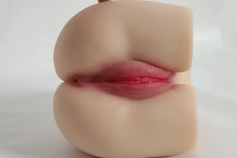 Flesh-tone dual-channel TPE sex doll with realistic entrance detailing
